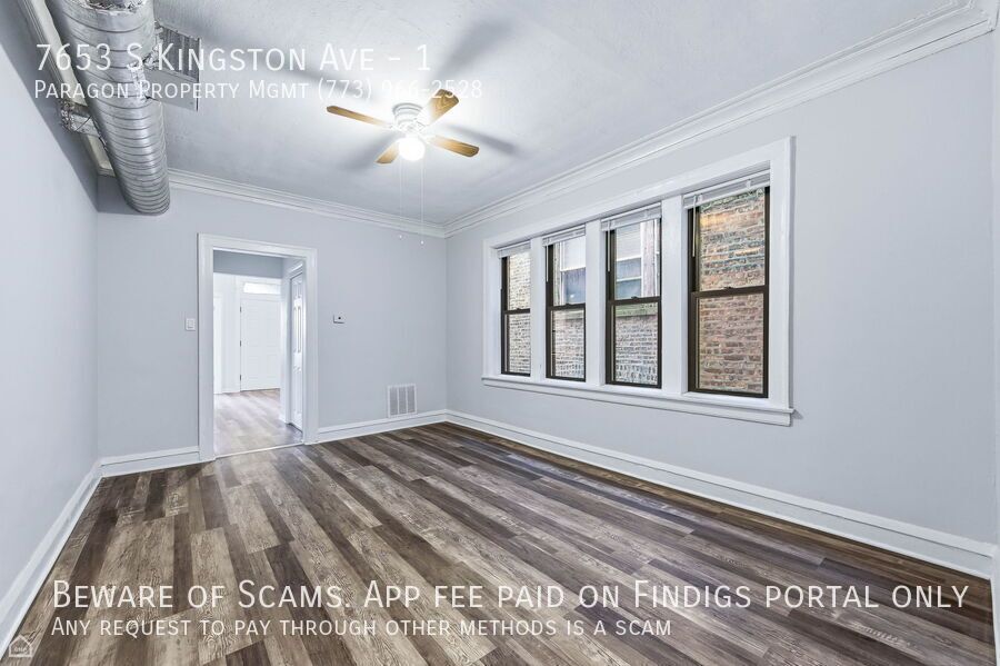 7653 S Kingston Ave property image