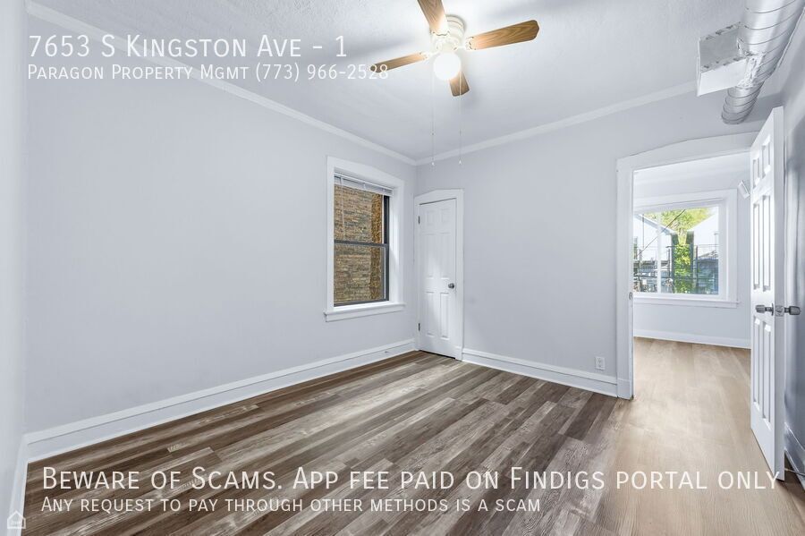 7653 S Kingston Ave property image