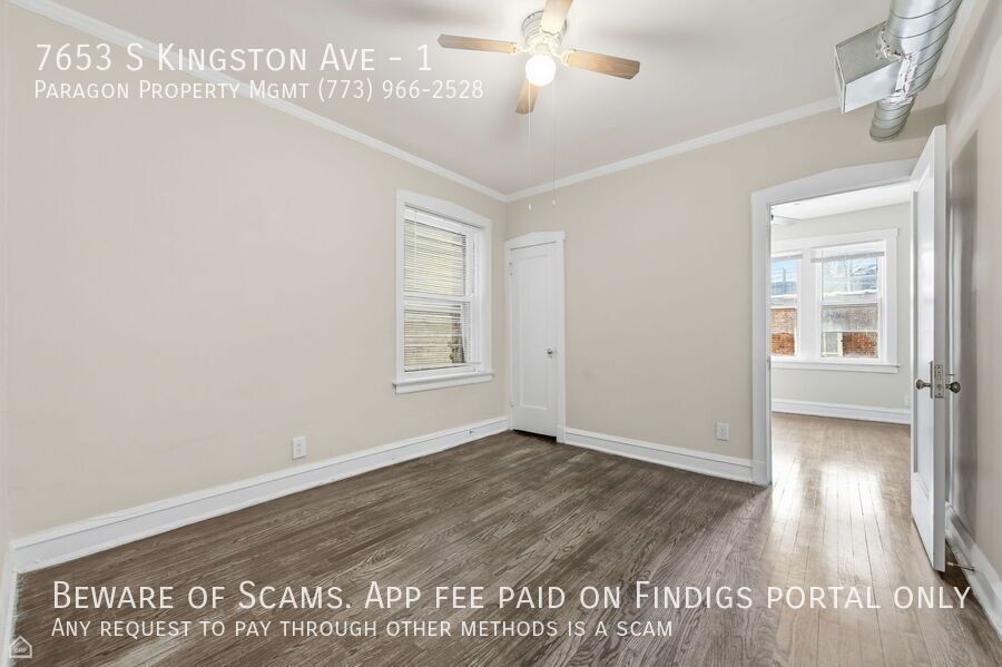 7653 S Kingston Ave property image