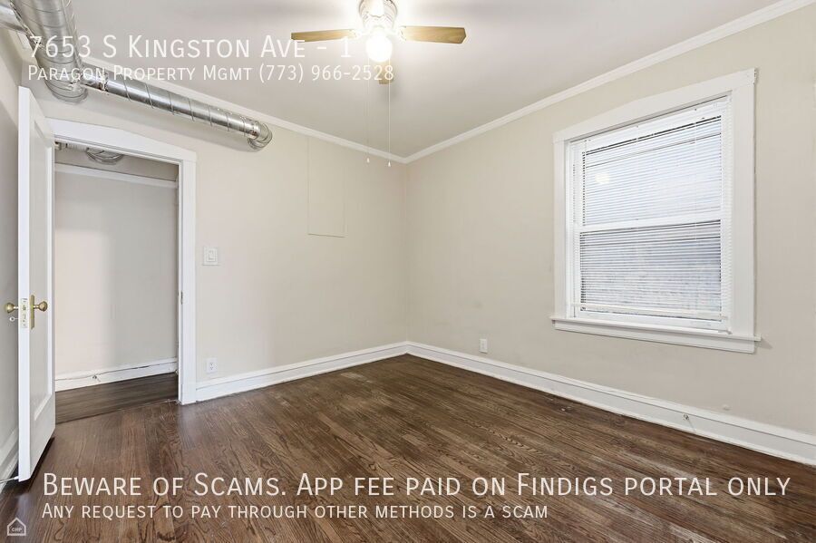 7653 S Kingston Ave property image