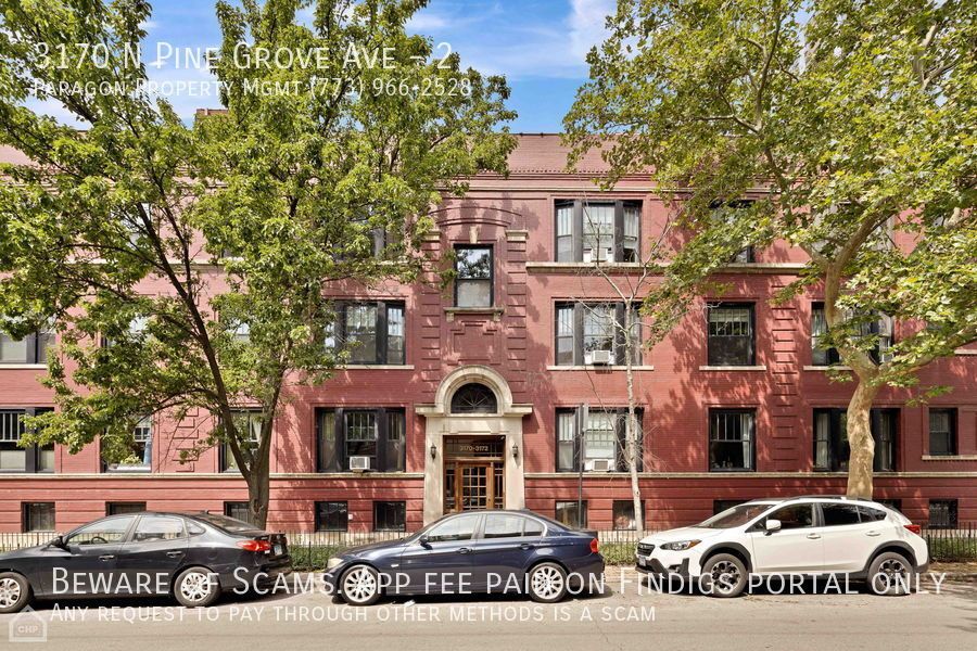 3170 N Pine Grove Ave property image