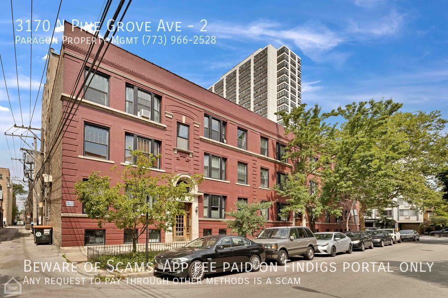 3170 N Pine Grove Ave property image