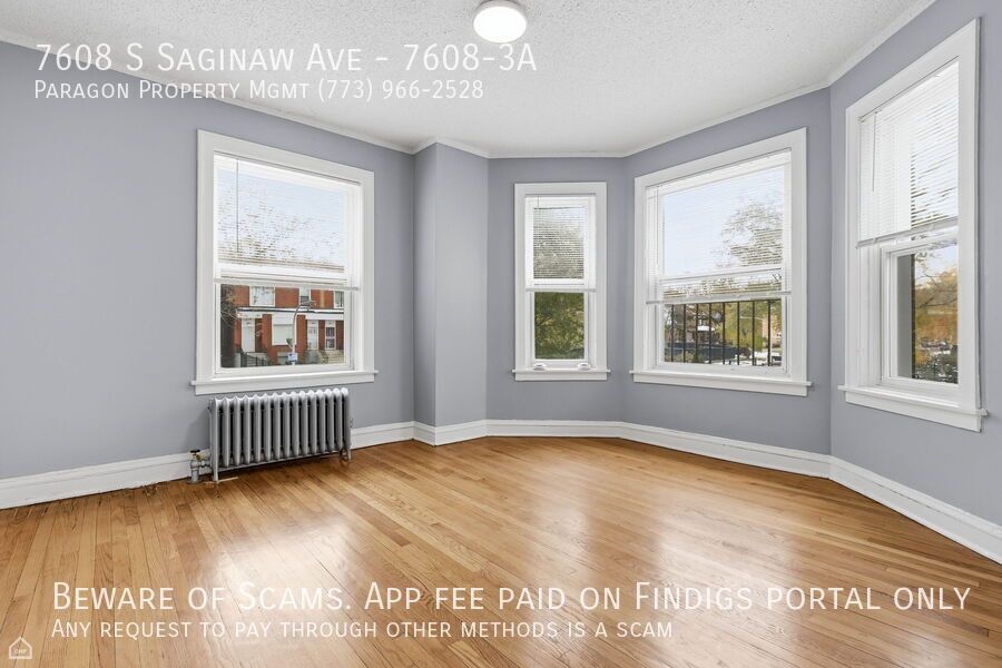 7608 S Saginaw Ave property image