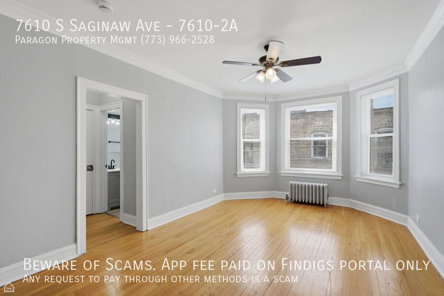 7610 S Saginaw Ave property image