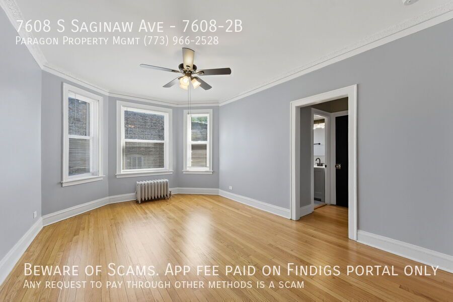 7608 S Saginaw Ave property image