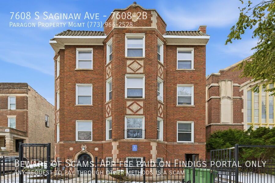 7608 S Saginaw Ave property image